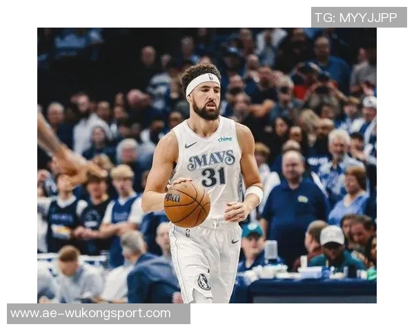 克莱首次替补出战独行侠生涯79场比赛前经历勇士替补生涯转折