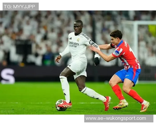 西甲领头羊皇马迎战同城对手巴列卡诺全力争胜考验来临