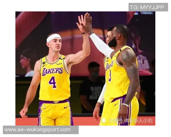 张佳玮本季卡斯尔命中率领跑全队对位球员表现大幅落后仅为36