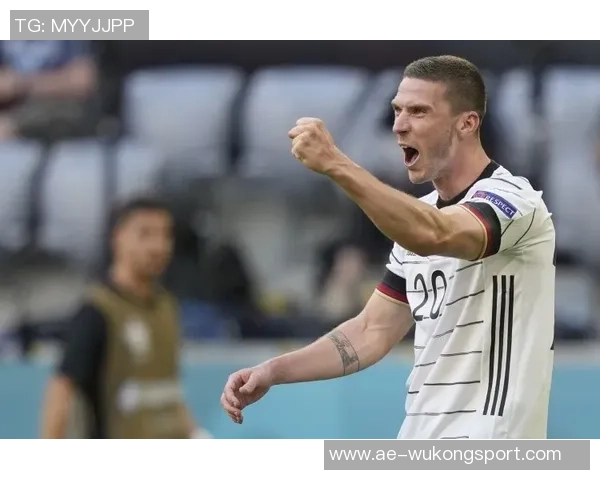 天空体育报道樱桃签费伦茨瓦罗斯达成协议转会费总计1200万欧元 天空体育报道樱桃签费伦茨瓦罗斯达成协议转会费总计1200万欧元