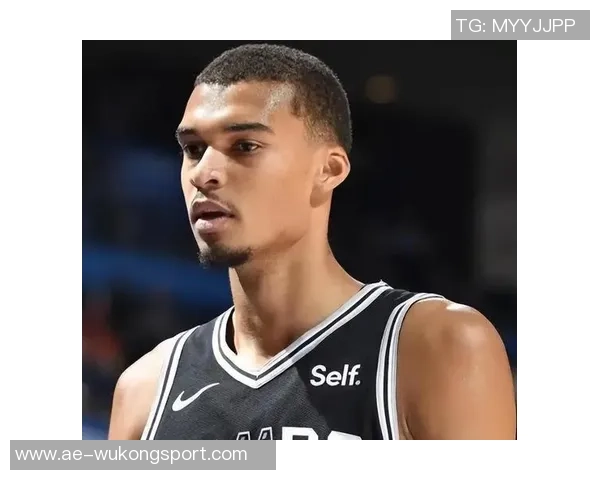 文班亚马：个人荣誉无所谓DPOY代表我为球队贡献力量