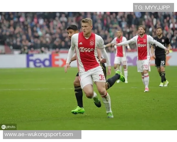 罗马与阿贾克斯谈判马伦租借交易达成进展含2500万欧非强制买断条款