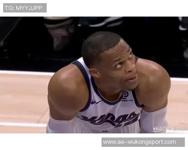 夸梅直言布朗尼一年无进步威少积极跑动更具价值